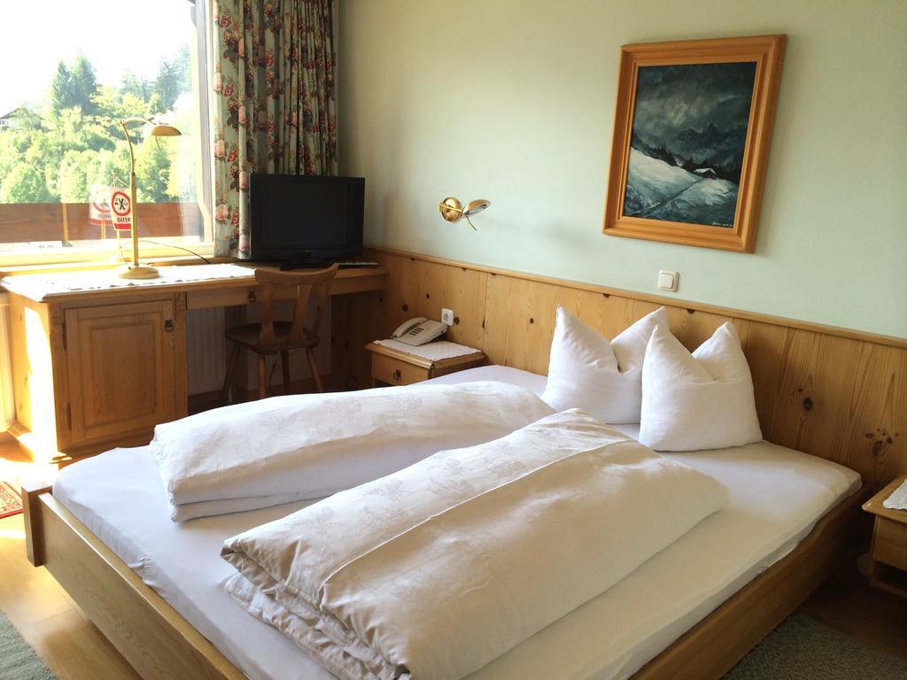 Hotel Daneu Nueziders Ruang foto