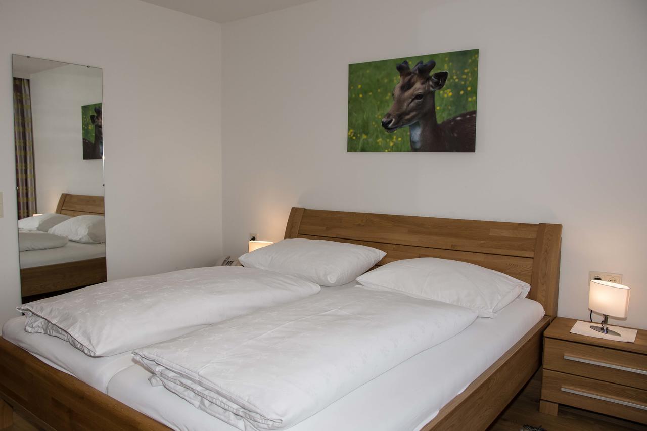 Hotel Daneu Nueziders Bagian luar foto